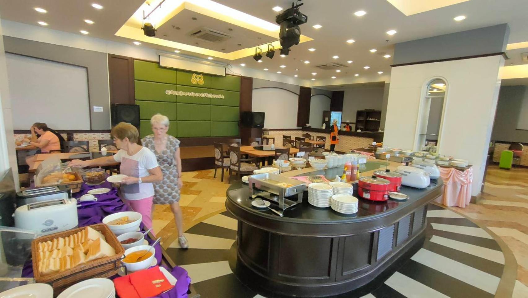 Mayflower Grande Hotel بيتسانولوك المظهر الخارجي الصورة