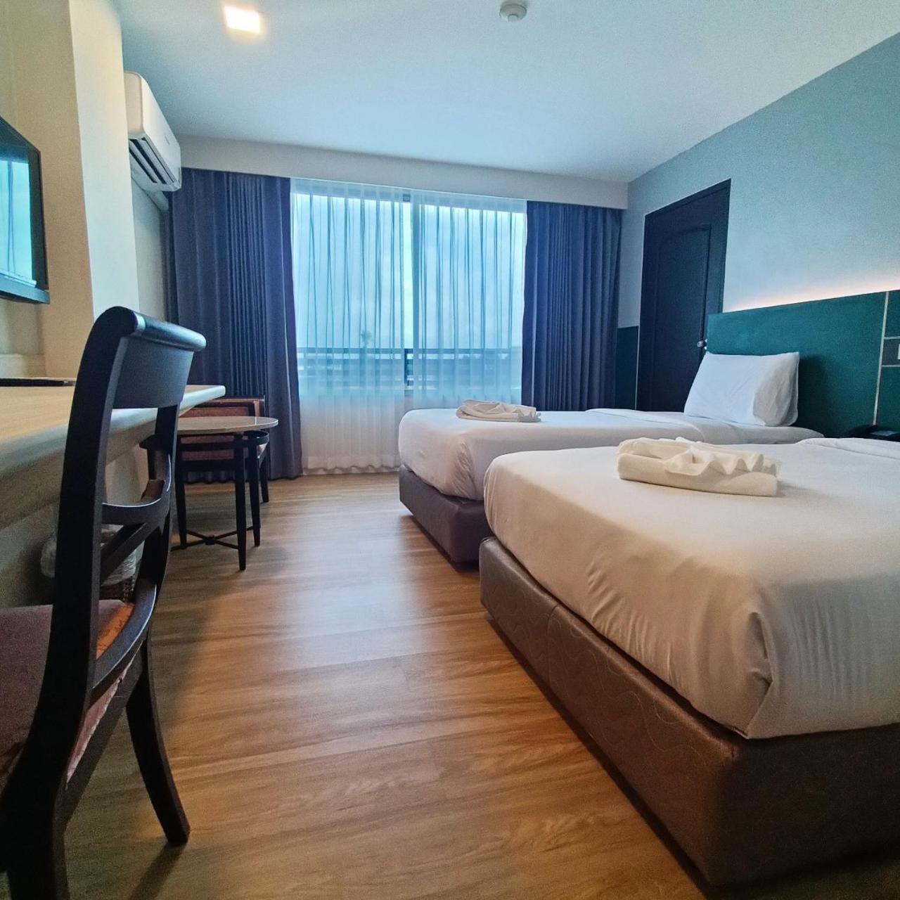 Mayflower Grande Hotel بيتسانولوك المظهر الخارجي الصورة