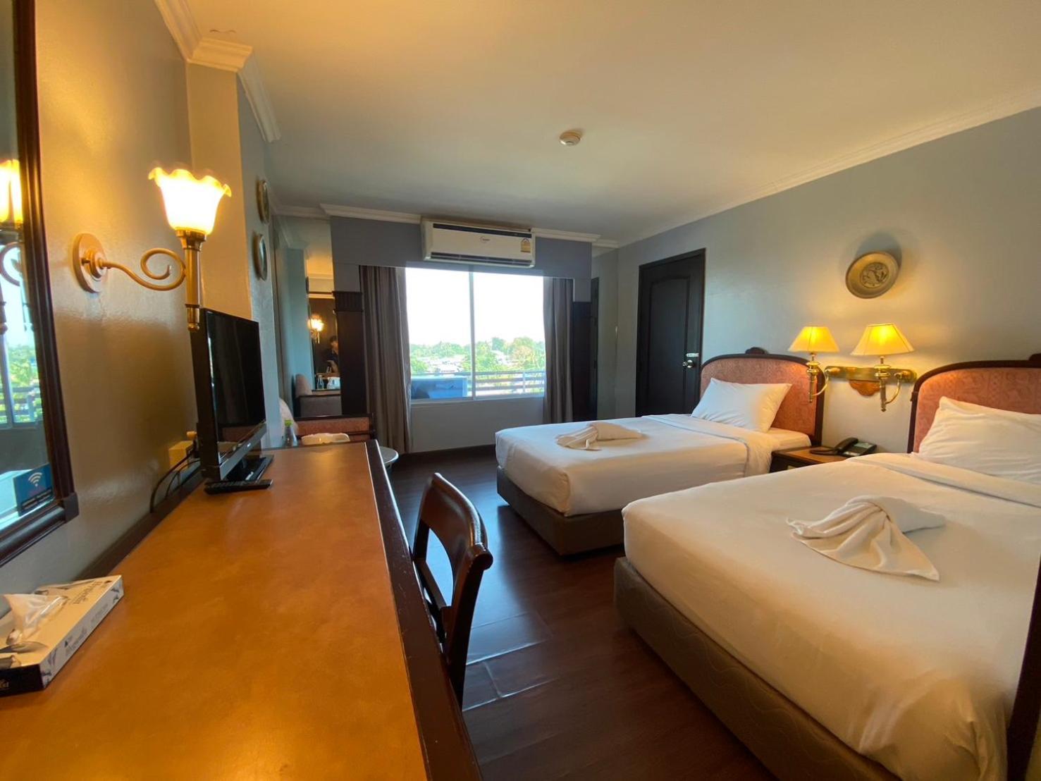 Mayflower Grande Hotel بيتسانولوك المظهر الخارجي الصورة
